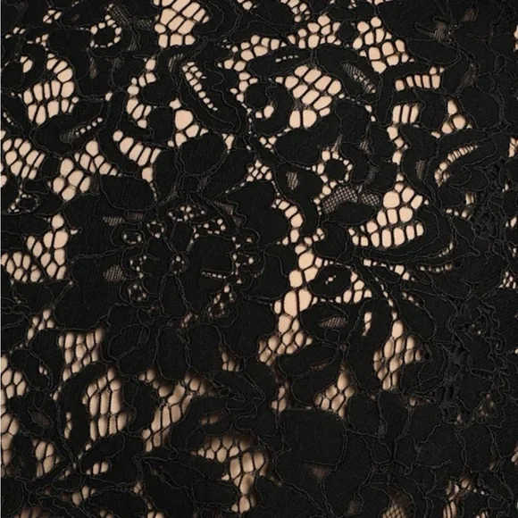 Lulu's Black Lace Midi Dress Sz S - Picture 5 of 10